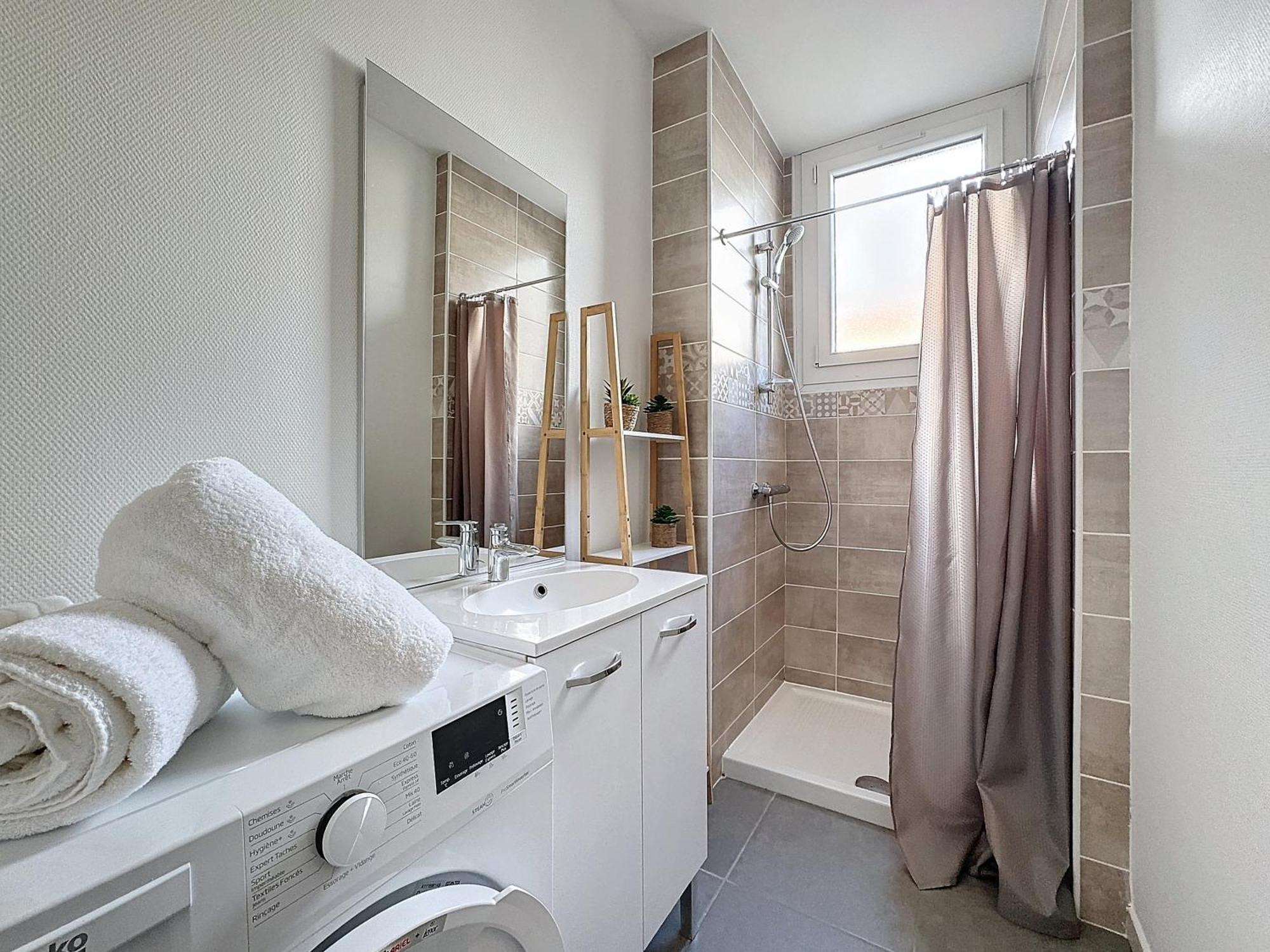 Apartamento Le 2-F2 Centre Historique Montluçon Exterior foto